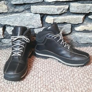 Timberland ACT black leather short boots sz 8.5